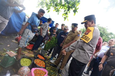 Pj Gubernur Tinjau Pasar Sungguminasa, Daeng Pajja : Naung mi Harga Lombok