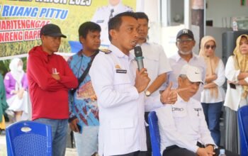 Syaharuddin Alrif Imbau Petani Gotong-Royong Antisipasi ki Hama Saat Panen di Rijang Pittu