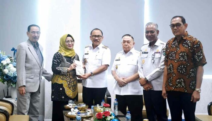 Gubernur Sulbar Terima mi Hasil Seleksi Calon Sekda, Siap Dikirim ke Jakarta