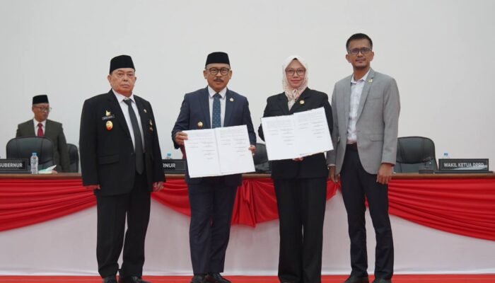 Kesepakatan KUA-PPAS 2026 antara DPRD Sulbar dan Gubernur Sulbar Resmi mi Diteken