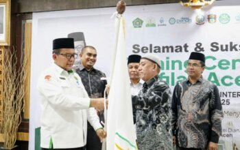 Kakanwil Kemenag Aceh Lepas Kafilah Aceh ke MQK Internasional 2025