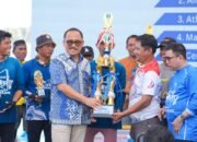 Tutup Festival Sandeq Teluk Mandar 2025, Gubernur SDK: Tahun Depan Kita Lebih Meriahkan Lagi
