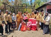 Kadis Sosial Turun ki Serahkan Bantuan Kepada Korban Kebakaran di Ballasaraja