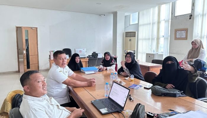 Pemkesra Kembali ki Menerima Pemberkasan Mahasiswa Penerima Beasiswa