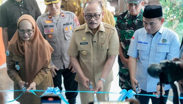 Gubernur Suhardi Duka Resmikan ki Kantor PDAM Polman, Berinovasi untuk Pelayanan Maksimal