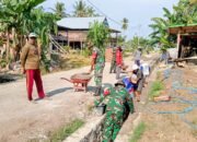 Koramil 1406-08/Sabbangparu Gelar Karya Bakti Perbaikan Saluran Air di Desa Ujungpero