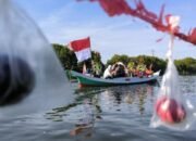Wakil Bupati Maros Muetazim Mansyur Kagumki dengan Tradisi Maulid Perahu