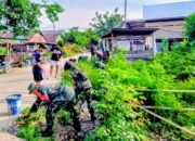 Koramil 1406-01/Tempe Gelar Karya Bhakti Pembersihan Talut di Kelurahan Matirotappareng