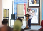 Suhardi Duka di Puncak HKG PKK Sulbar: Jangan Jadi “00”, Istri Pejabat Harus ki Bijak di Media Sosial