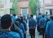 Saddam Musma Pimpin ki Upacara bendera di halaman Kantor Kecamatan Tamalate