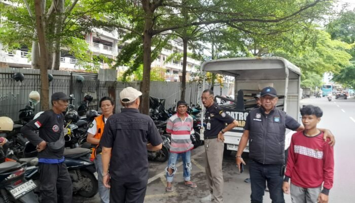 Pekerja Bangunan dan Karyawan MP, Parkir Sembarangan, TRC Perumda Parkir Makassar Turun Tangan