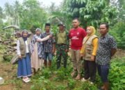 Sejumlah Pilar Dinsos Datangi ki Korban yang Rumahnya Tertimpa Pohon di Desa Bonto Rannu Kajang