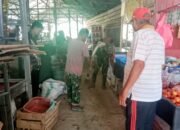 TNI Hadir di Tengah Rakyat, Koramil Belawa Bersihkan Pasar Demi Lingkungan Sehat