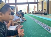Yasinan Polda Sulbar Bersama Anak Yatim: Doa Suci Titipkan ki Harapan Keamanan Sulbar di Moment Nataru