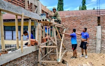 Wujud Kepedulian TNI AD, Koramil 1406-02/Tanasitolo Bangun Ruang Persit Secara Swadaya