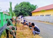 Koramil 1406-07/Takkalalla Gelar Karya Bhakti Bersama Pelajar SMA Negeri 11 Wajo, Fokus pada Kebersihan Lingkungan