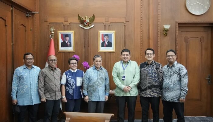 Lewat Diplomat Day, Pemkot Makassar Ajak Ki Dunia Mengenal Pesona Maritim dan Sunset Losari