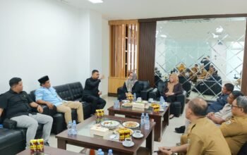 Perkuat Sinergi Legislatif, DPRD Sulbar dan Mamuju Tengah Bahas ki Strategi Peningkatan PAD