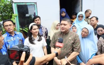 Wali Kota Makassar dan Wamendukbangga Tinjau Langsung Ki SPPG dan Ibu Penerima MBG