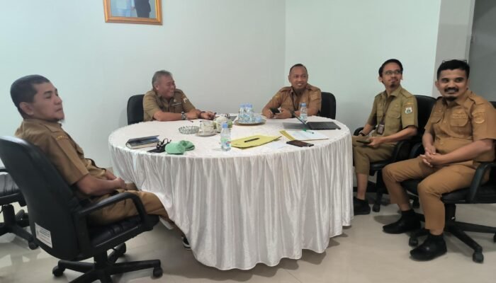 Kepala Bapenda Sulbar Pimpin Penguatan Tim, Tekankan ki Sinergi Bidang untuk Kejar Target Pendapatan