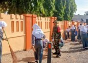 Koramil 1406-05/Majauleng Gelar Karya Bhakti Bersama Guru dan Siswa SMA Negeri 2 Wajo