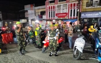 Sinergi TNI dan Warga Pitumpanua, Menjaga Lingkungan Tetap Aman dan Kondusif