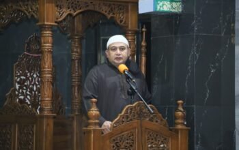 Subuh Bersama Warga di Masjid Darun Naim, Munafri Serukan Ki Ramadan Bersih, Tertib, dan Khusyuk