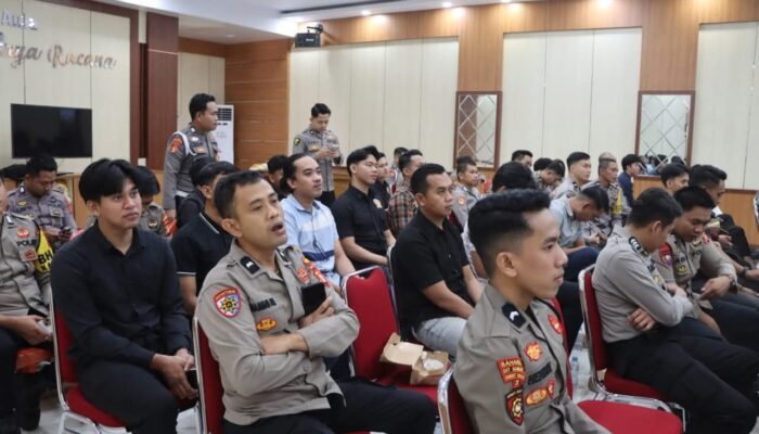 Itasi, Pentingnya Jaga Kesehatan Fisik dan Mental, Biddokkes Polda Sulsel Laksanakan Penyuluhan