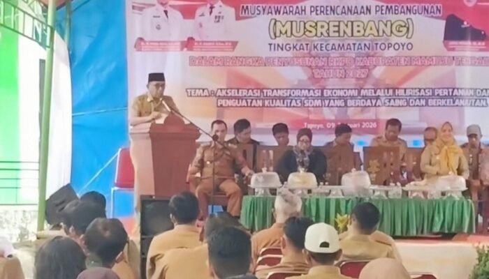 Optimalkan Anggaran Terbatas, Wabup Askary Tekankan ki Sinkronisasi Program dalam Musrenbang Kecamatan Topoyo