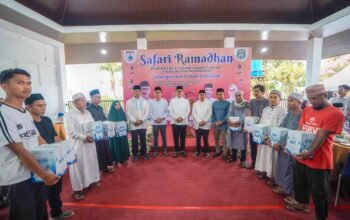 Pemprov Sulbar Bagikan ki 700 Paket Ramadan untuk Masyarakat Pasangkayu