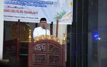 Safari Ramadan di Topoyo, Gubernur Suhardi Duka Paparkan ki Empat Pilar Kunci Kemajuan Daerah