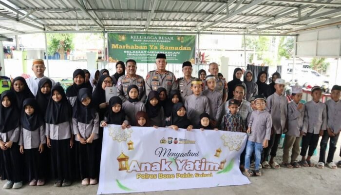 Mabbarakka, Jajaran Polres Bone Santuni Anak Yatim di Panti Asuhan Zubaedy