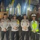 Dedikasi Tanpa Batas, Personel Polresta Mamuju Kawal ki Keamanan Masjid Hingga Pertengahan Ramadhan