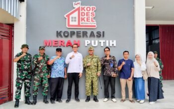 Dandim 1406/Wajo Dampingi Kunker Kementerian Koperasi RI, Pastikan KDKMP Cempalagi Rampung 100 Persen Siap Perkuat Ekonomi Rakyat