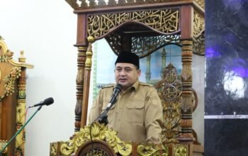 Safari Ramadan di Rajawali, Wali Kota Makassar Ajak Ki Warga Sambut Pasar Murah