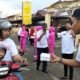 Mantap Tawwa, Sat Intelkam Polres Sinjai Bersama Bhayangkari Bagikan Takjil Gratis di Depan Mapolres
