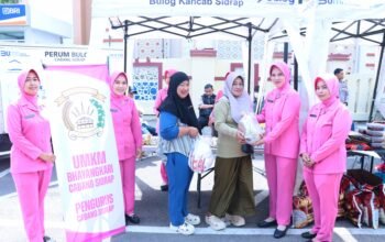 Stabilkan Kebutuhan Pokok, Polres Sidrap Gelar ki Pasar Murah Jelang Idul Fitri