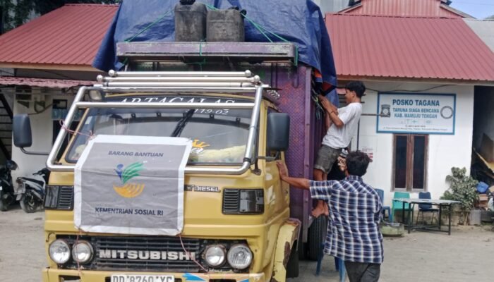 Komitmen Bupati Arsal Aras Terbukti, Bantuan Logistik Kemensos Tiba mi di Mamuju Tengah