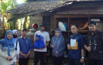 Semangat Panca Daya, PPPK Biro Hukum Sulbar Berbagi ki Sembako kepada Masyarakat