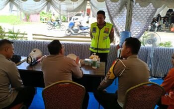 Dirlantas Polda Sulbar Cek Pos Pengamanan Operasi Ketupat di Mamuju, Pastikan ki Personel Siap Layani Masyarakat