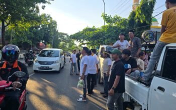 Satukan Jiwa, Sucikan Hati: Pemuda Uluere “Turun Gunung” Ki Berbagi Berkah Ramadhan 