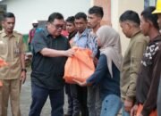 Tauwwa, Bupati Takalar Serahkan 238 Paket Lebaran dari Baznas kepada Tenaga Te
