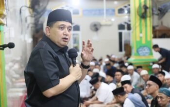 Tarawih Ramadan di Barrang Lompo, Wali Kota Munafri Perkuat Ki Silaturahmi dan Program Pro Rakyat
