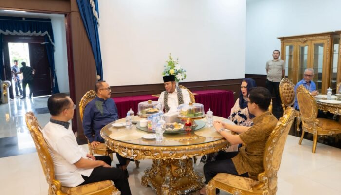 Sulbar–Kaltim Jajaki Kerja Sama Pangan, Gubernur Suhardi Duka Tawarkan ki Surplus 75 Ribu Ton Beras