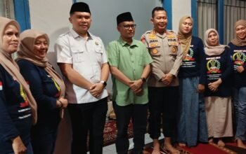 Porei Tawwa, Srikandi AMJI-RI Sinjai Kompak Kenakan Baju Seragam Hadiri Buka Puasa Bersama Forkopimda