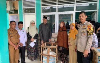 Iyanae, BAZNAS Bone Bersama UPZ Surya Indah Salurkan 40 Paket Ramadhan Bahagia dan 9 Bantuan Sanitasi