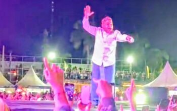 Haddad Alwi Meriahkan Penutupan Wajo Ramadhan Expo 2026, Lapangan Merdeka Sengkang Dipadati Warga