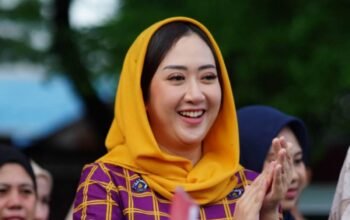 Tabe, Bunda PAUD Bantaeng Lepas ki Peserta Karnaval Hardiknas 2026