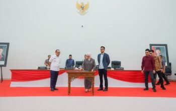 Paripurna DPRD Sulbar Usulkan ki Pemberhentian Wagub, Ini Pesan Gubernur Suhardi Duka