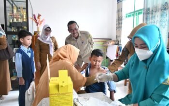 Pemkab Sinjai Kebut Imunisasi Campak di Tengah Status KLB